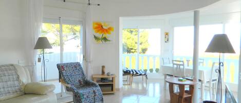 Smart-TV og DVD-spiller