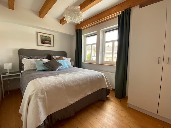 2 bedrooms, free WiFi, bed sheets
