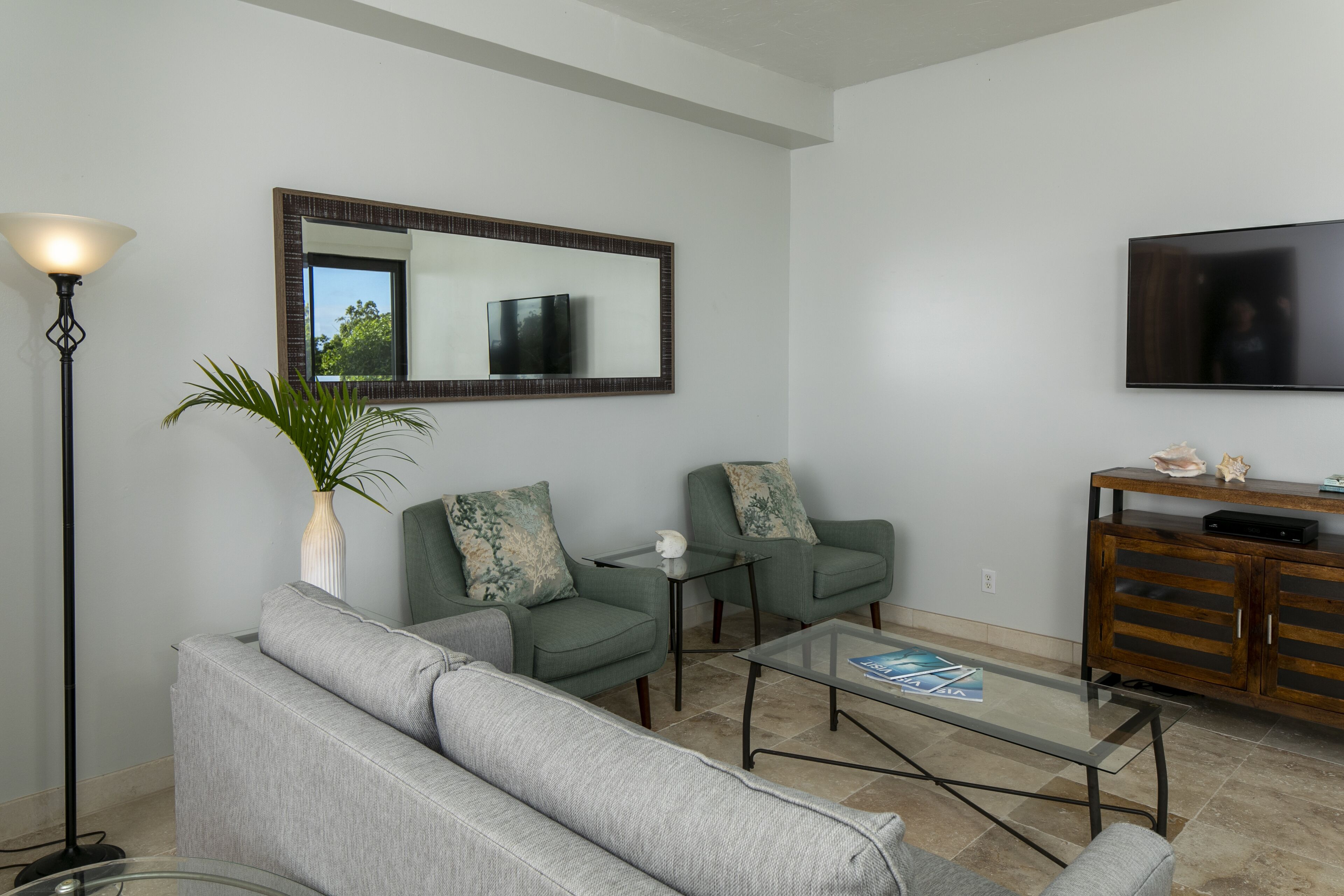 Eureka Villa! Stunning Views In Paradise! 3br, 3.5ba - Saint John