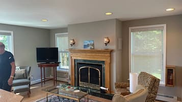 TV connectée, cheminée