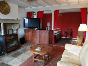 Living area - Gite aux Portes du Morvan, 10 minutes from Vézelay (Nuars)