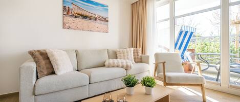 TV, DVD player, stereo