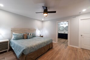 4 bedrooms, iron/ironing board, free WiFi, bed sheets