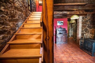 Cottage for 8 people in the Catalan pre-Pyrenees