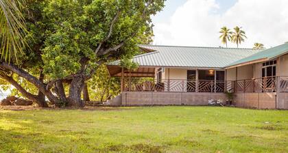 TAHAA - Villa Tehere Dream Beach front