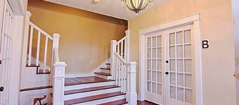 501#D - Right Downtown with Balcony/Full Kitchen!