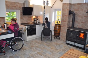 Kühlschrank, Ofen, Herdplatte, Geschirrspüler