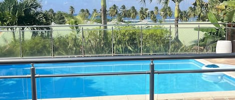 Utomhuspool