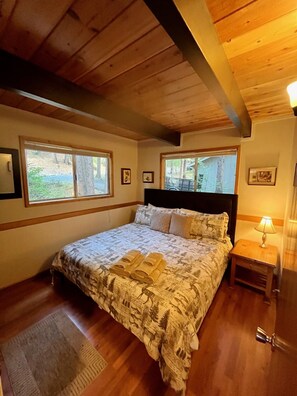 4 chambres, lit parapluie, Wi-Fi gratuit, draps fournis