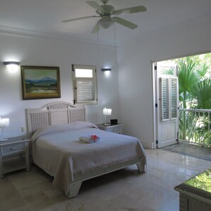 公寓式客房, 3 间卧室, 海滩景观 | 客房内保险箱、特色装修、特色家居、笔记本电脑工作区