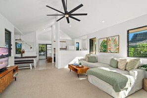 Smart TV y reproductor de DVD 