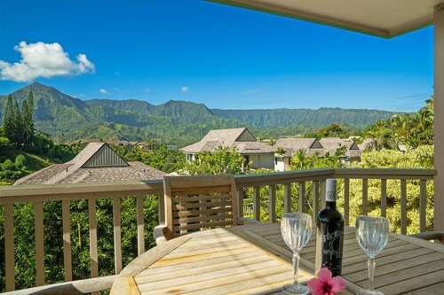 Hanalei Bay Villas 19, mountain & distant bay views!