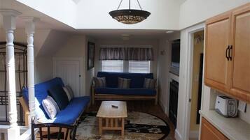 TV, fireplace, DVD player