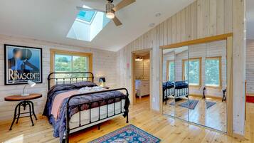 2 chambres, fer et planche Ă repasser, Wi-Fi, draps fournis