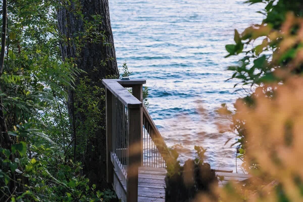 Stairs to the ocean viewing deck
