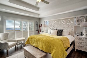 6 bedrooms, desk, iron/ironing board, travel crib - Sapphire Hideaways' High Heaven Who lives at the top of that mountain? YOU CAN! (Sapphire)
