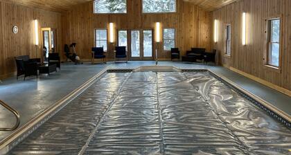 Yksityinen uima-allas lähellä Acadia National Parkia