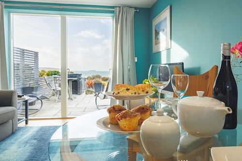 Beach View - "cracking sea views"