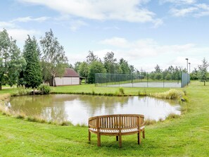 Sports court - 1 bedroom accommodation in Elsham, near Brigg (Elsham, near Brigg)