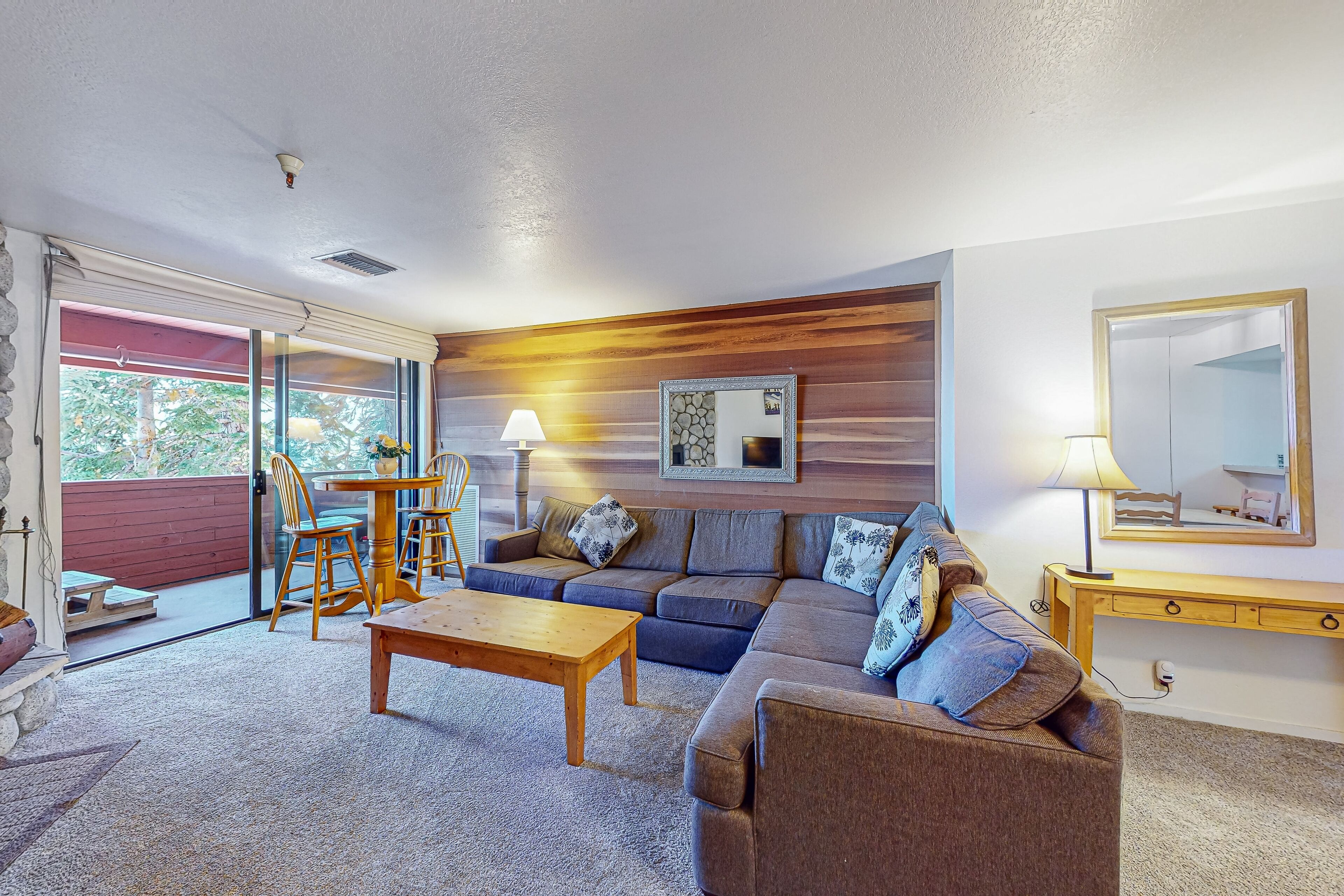 TV, fireplace, DVD player