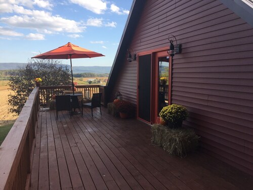 THE HAY LOFT in the Beautiful Shenandoah Valley