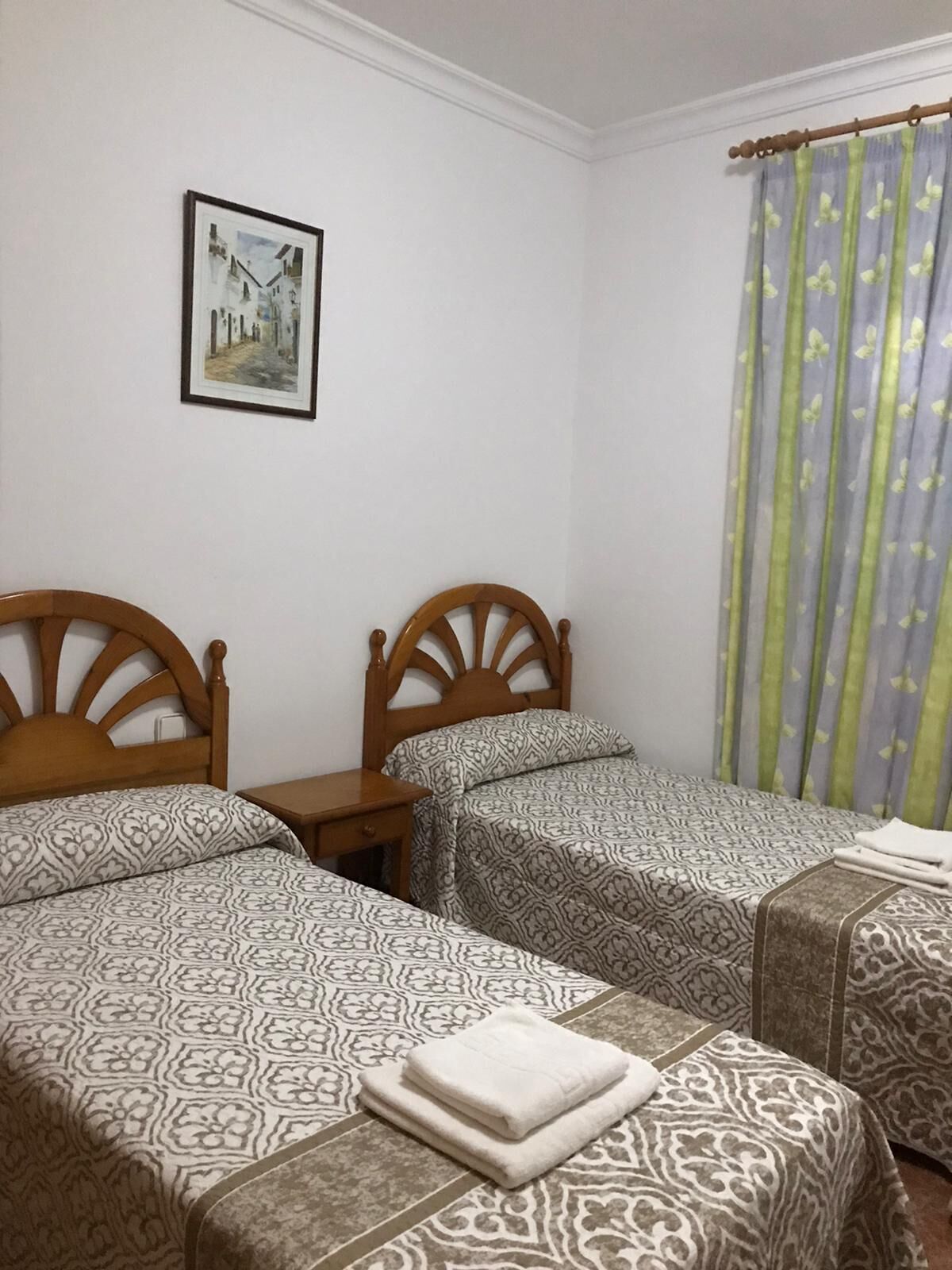 5 多间卧室、熨斗/熨衣板、WiFi、床单