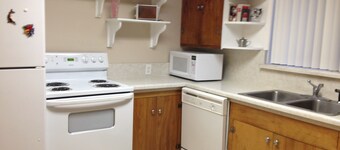 2 kvartaler fra SUU 6 soverom Home, fantastisk pris for 5 Star Home