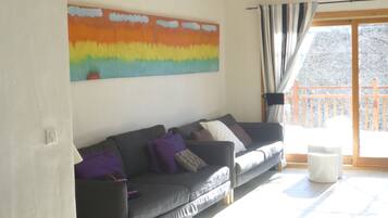 Télévisions à écran plasma, cheminée