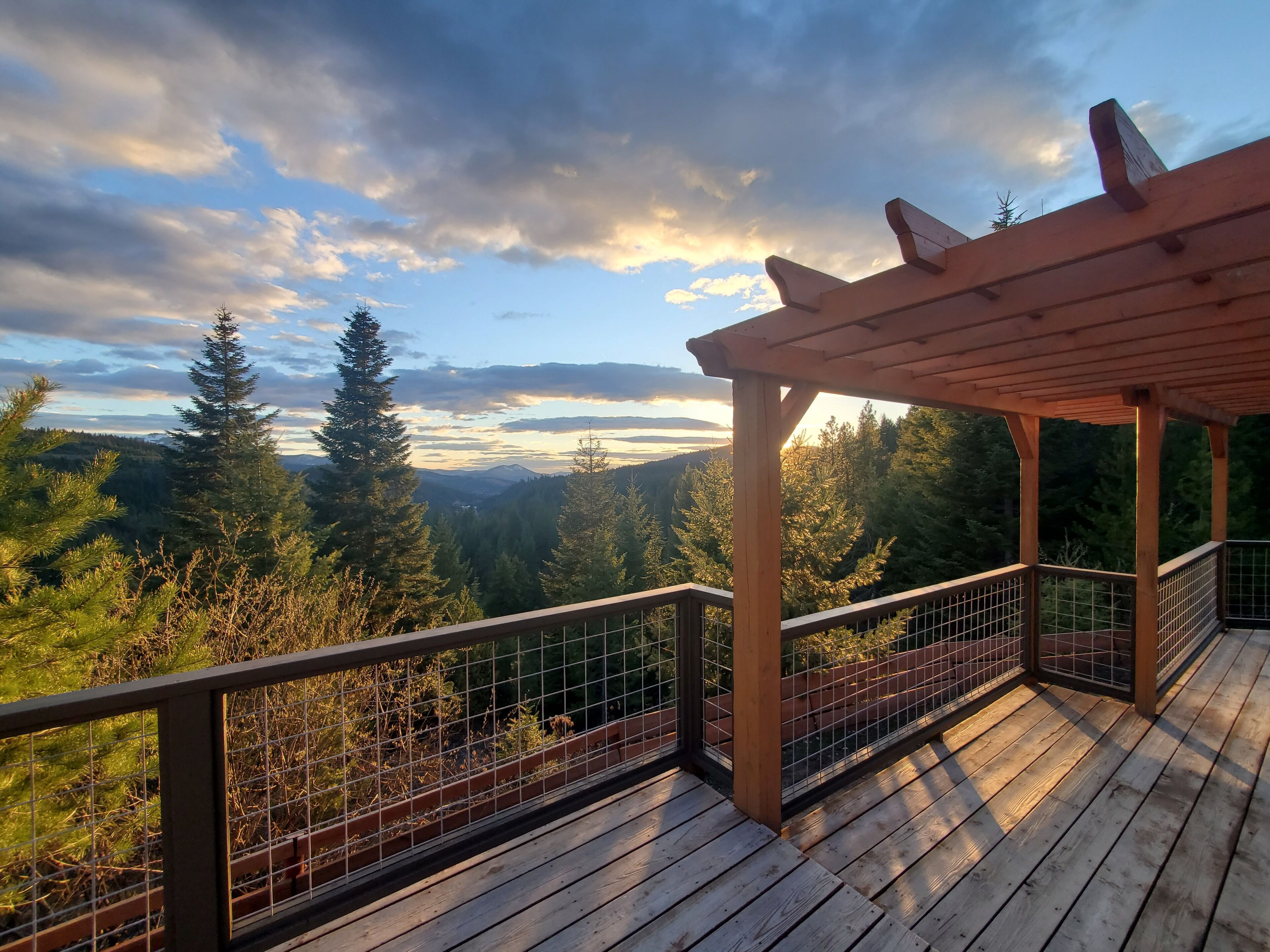 North Idaho One-of-a-Kind Mountain Cabin Retreat