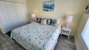 3 bedrooms, iron/ironing board, Internet, bed sheets