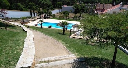 Villa "SOL" With private Pool Set In Landscaped Gardens near Costa da Caparica