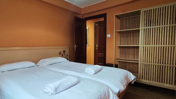 Iron/ironing board, travel crib, WiFi (free), bed sheets