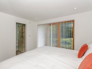 3 chambres, Wi-Fi gratuit, draps fournis