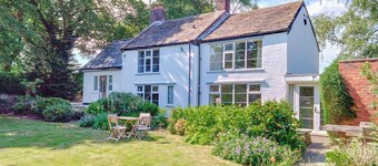 3 bedroom accommodation in Heath, near Chesterfield