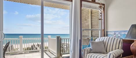 Smart TV, chimenea, reproductor de DVD