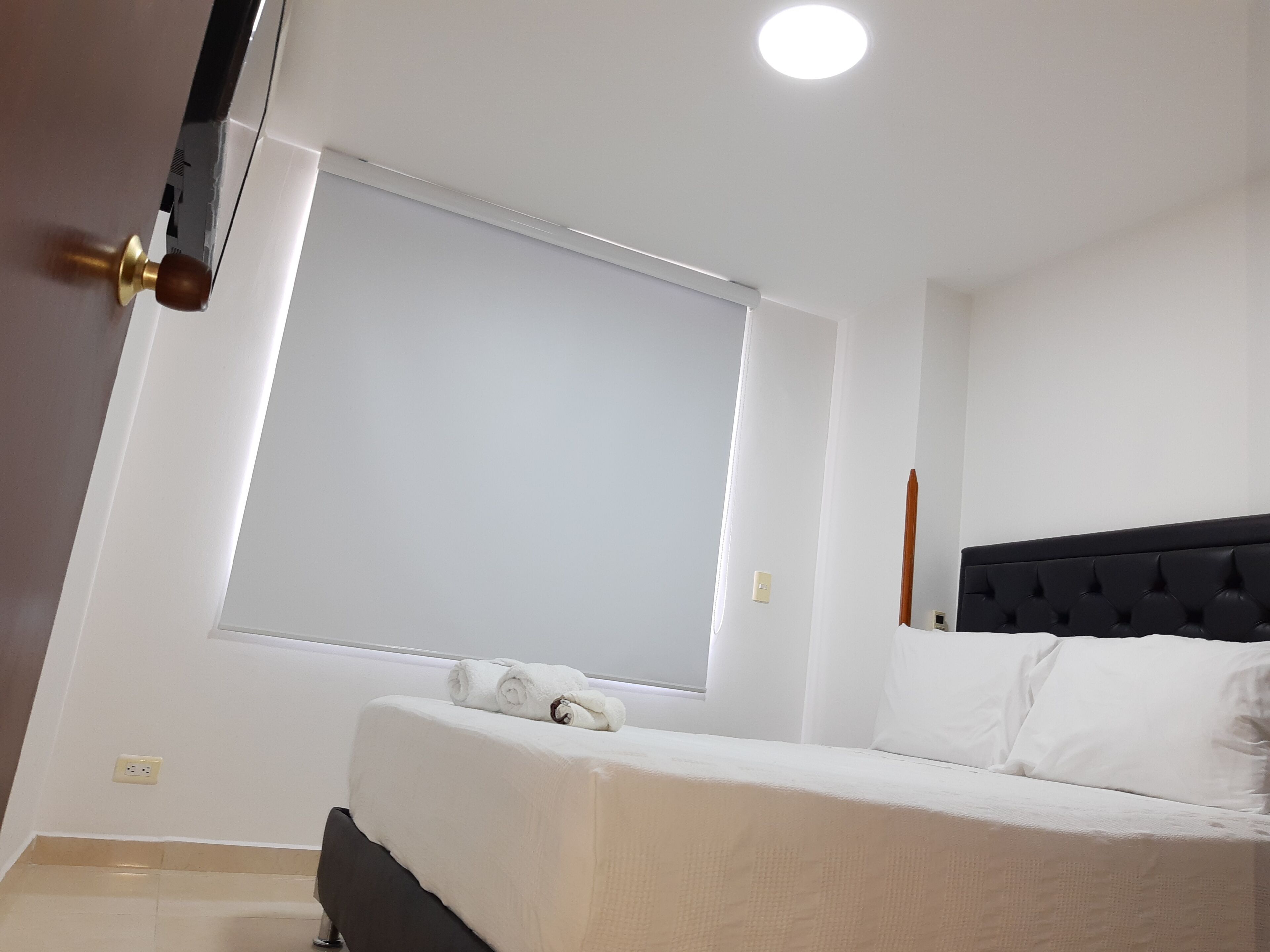 1 soverom, skrivebord, strykejern/-brett og wi-fi (inkludert)