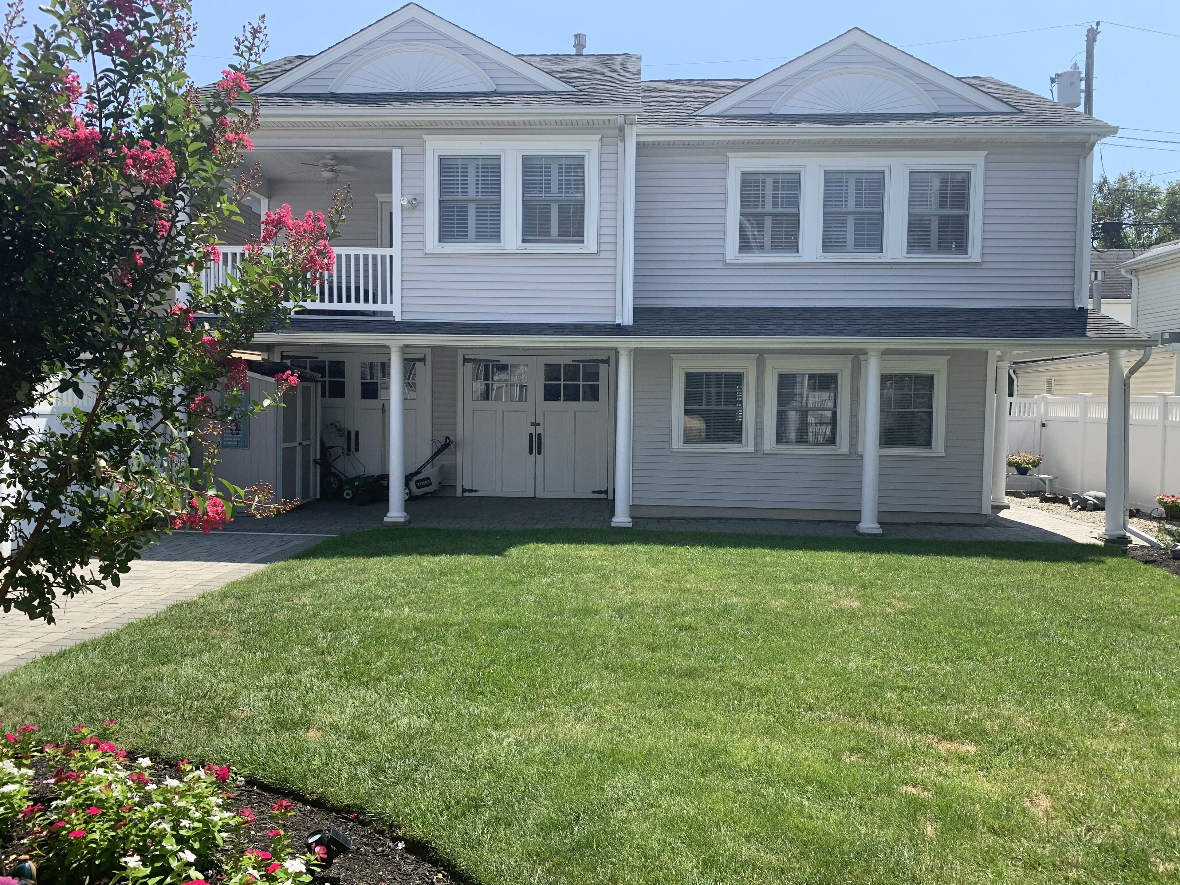 Stay in Beautiful Bradley Beach. Just 1 1/2 Blocks to the Beach and Boardwalk