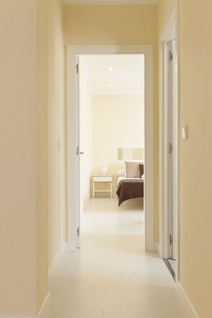 2 bedrooms, iron/ironing board, WiFi, wheelchair access
