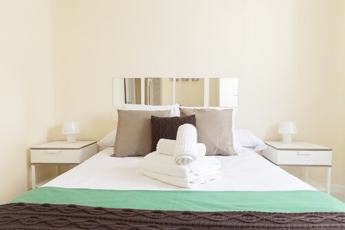 Madrid Downtown Retiro-Puerta de Alcala M (LDR28)