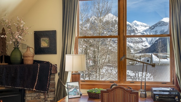 Interior - Tres Casas B by Exceptional Stays (Telluride)