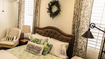 3 dormitorios, tabla de planchar con plancha, wifi gratis y ropa de cama