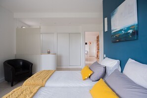 5 bedrooms, iron/ironing board, travel cot, WiFi