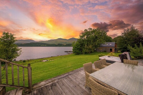 Loch Front Ferienhaus in den Highlands von Schottland mit Whirlpool