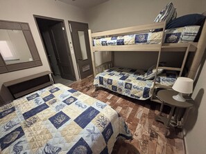 3 Schlafzimmer, Zimmersafe, Bügeleisen/Bügelbrett, kostenloses WLAN