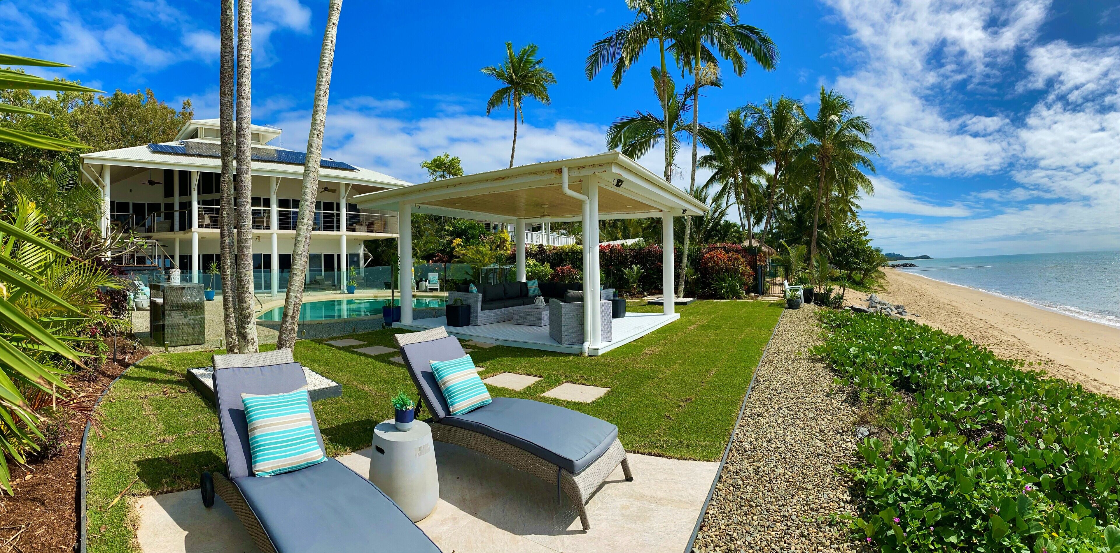 Aqualin On The Beach Luxury retreat absolute beachfront Northern Beaches Cairns 