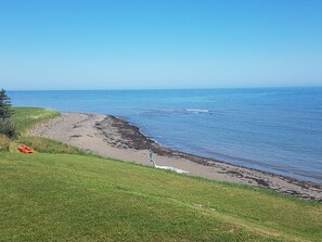 Plage, chaises longues