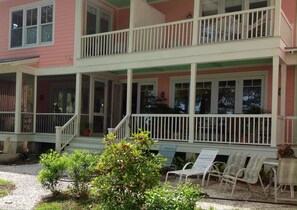 Exterior - Carriage House Suite (Beaufort)
