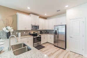 獨棟房屋, 多張床 (1520MB-The Retreat at ChampionsGate) | 私人廚房