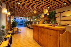 Lobby - An Thai Bar & Homestay (Hoa Lu)