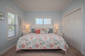 3 chambres, fer et planche à repasser, Wi-Fi, draps fournis